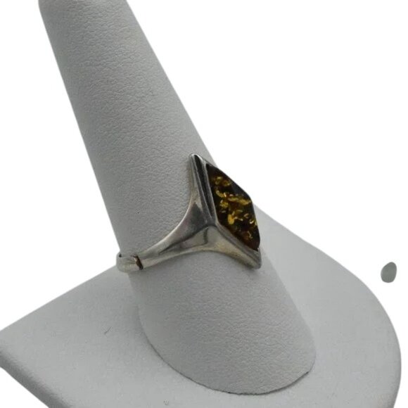 Sterling Silver & Diamond Shaped Amber Ring **See Note** - Picture 2 of 5